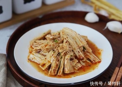 「学生」最“长肉”的4种素菜,比吃肉要增肥,学生党几乎都“躺枪”!