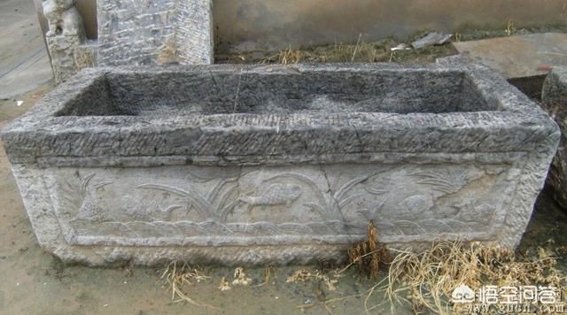 如今农村有人到处高价收购老砖老瓦，是用来干嘛的呢？