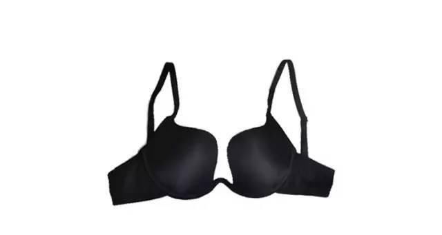 一字肩，吊带，透视装等露背露肩的衣服搭什么内衣?