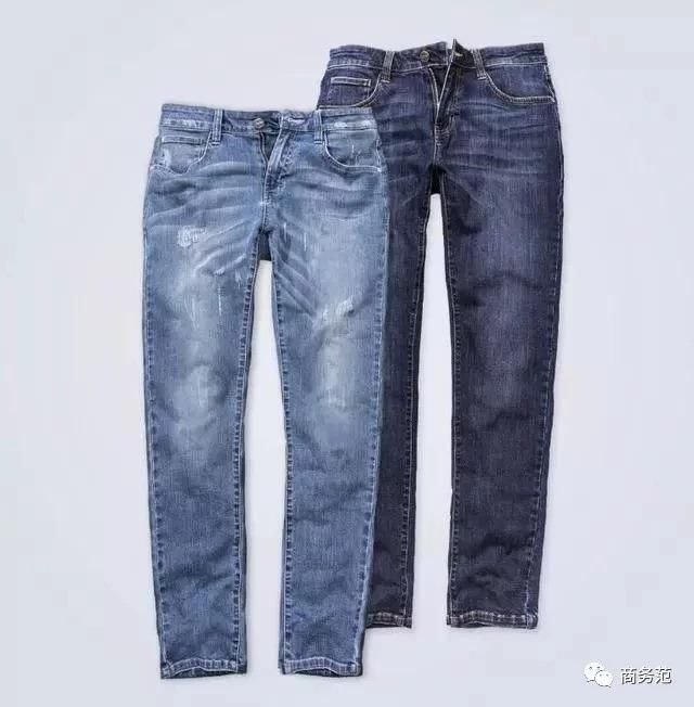 雷军穿牛仔裤见王健林，大佬圈能穿好牛仔裤的没几个...