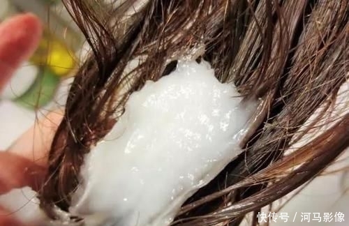  【发素保养】理发师透露：洗头要先用“护发素”！我一直用错，难怪老是掉头发