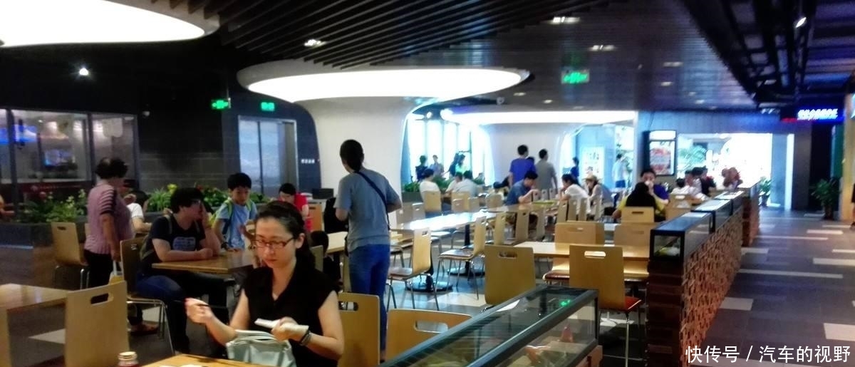 我国GDP不到1万亿的城市，却是世界一线城市，网友：出名要趁早！