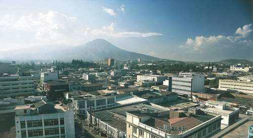 中国最晚建交的国家:建交仅3个月,曾帮着日本