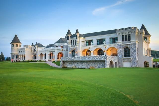 周末也能去一趟的旅行地！比曼谷好玩十倍，绝美风光堪比新西兰！