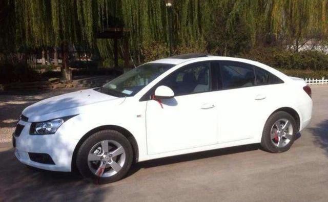 为什么都说买车不买白色?交警说漏嘴，这样买不会错，后悔才知道