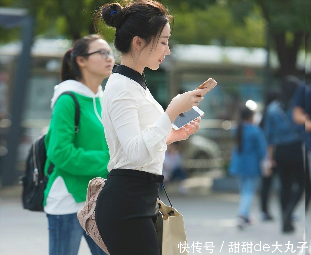 [ 不失]简单不失魅力的职业装，白加黑