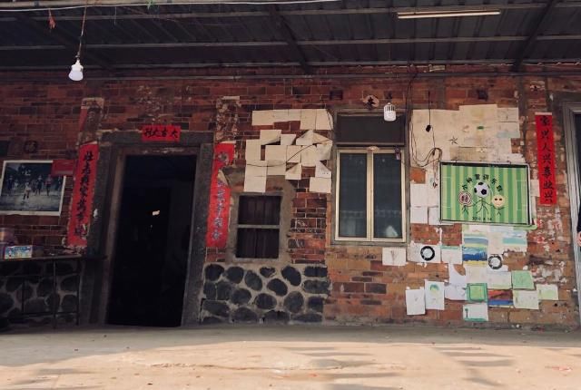  「杂货铺」人物|追光者——小罗的答案