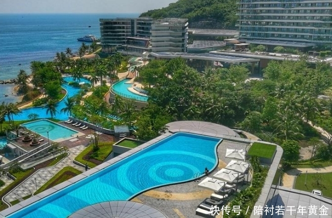 世界上最倒霉的老板，无数游客来此自杀，只因风景太好