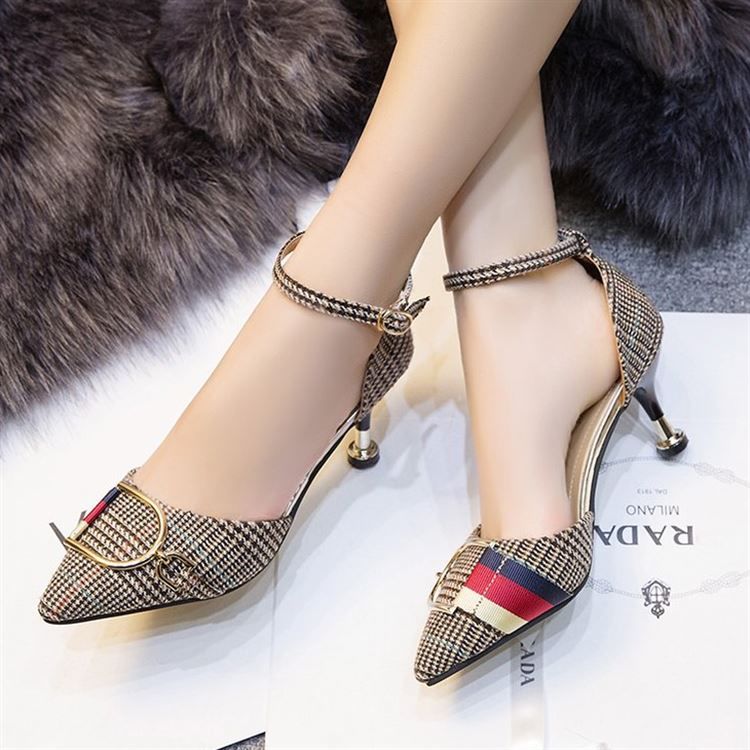 让高贵从脚展现,时下热卖这双女鞋,让你更有魅力,充满女人味