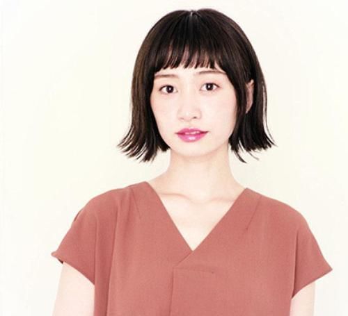  『短发』不管多大年纪女人，别被这3款短发“迷惑”，显老气有大妈既视感