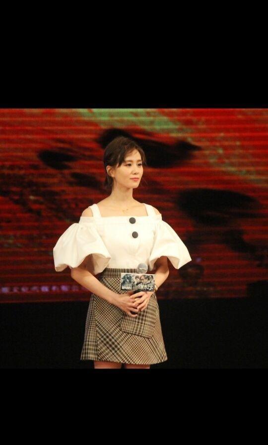 刘诗诗换造型了！仅剪了一款短发气场全开，网友：我也想去剪短发