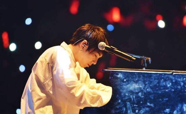 #音乐#赛程过半冠军相已显，三个现状却让周深和华晨宇都不愿得冠军