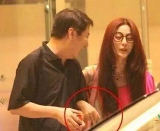 章子怡替身炮轰范冰冰,自曝保护范冰冰十年,冯小刚李晨等人躺枪