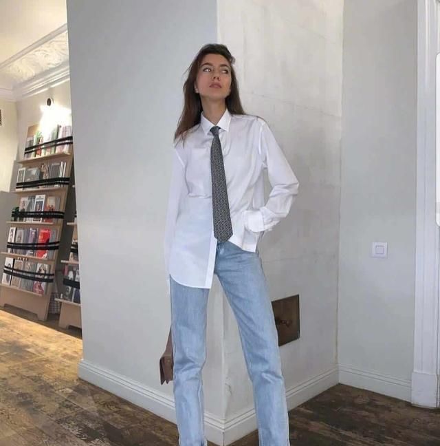  『看起来』日系审美过时了!“极简帅气穿搭”潇洒迷人还高级,看起来美极了