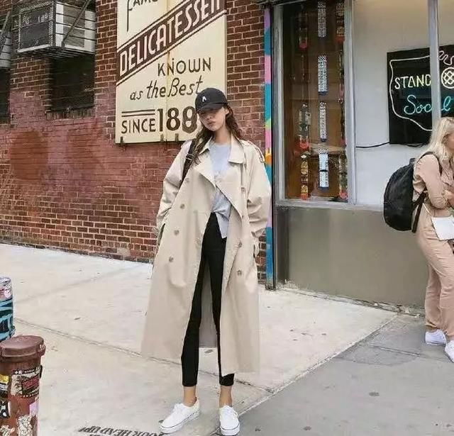 2018秋天穿搭半身裙这样穿,也可以拥有大长腿!