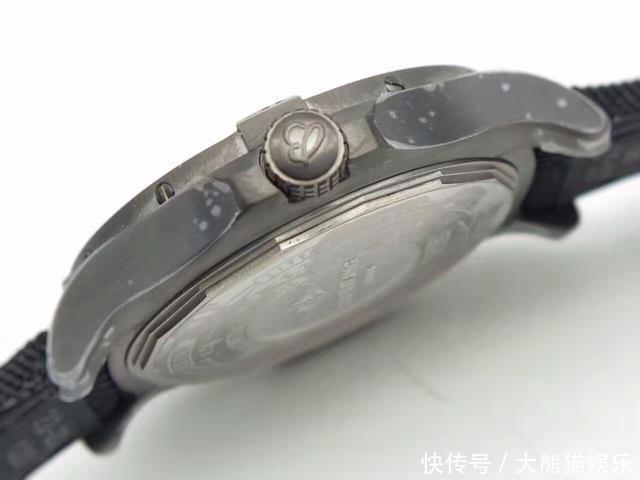  喜欢@百年灵黑鸟手表网友很多都喜欢，几千预算到手却是惊艳