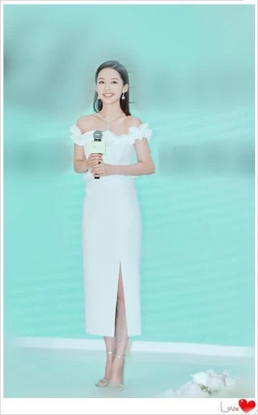 当看到27岁李沁和38岁殷桃，终于见识了真正的美人脸长啥样了