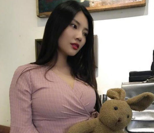 《余罪》徐冬冬的性感生活照，让人欲罢不能!