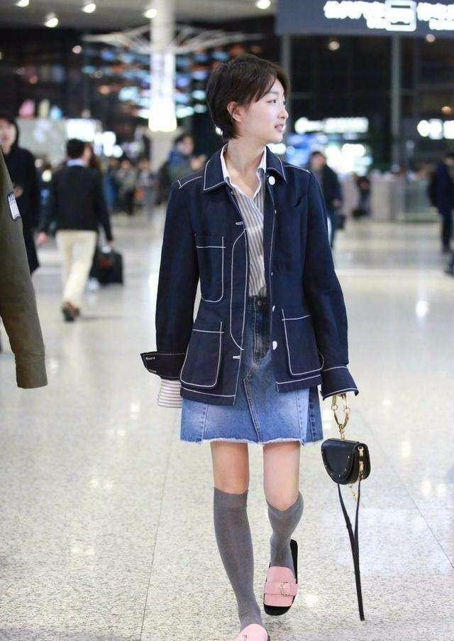 你以为迪丽热巴穿长筒袜美 那是因为没见过baby穿长筒袜