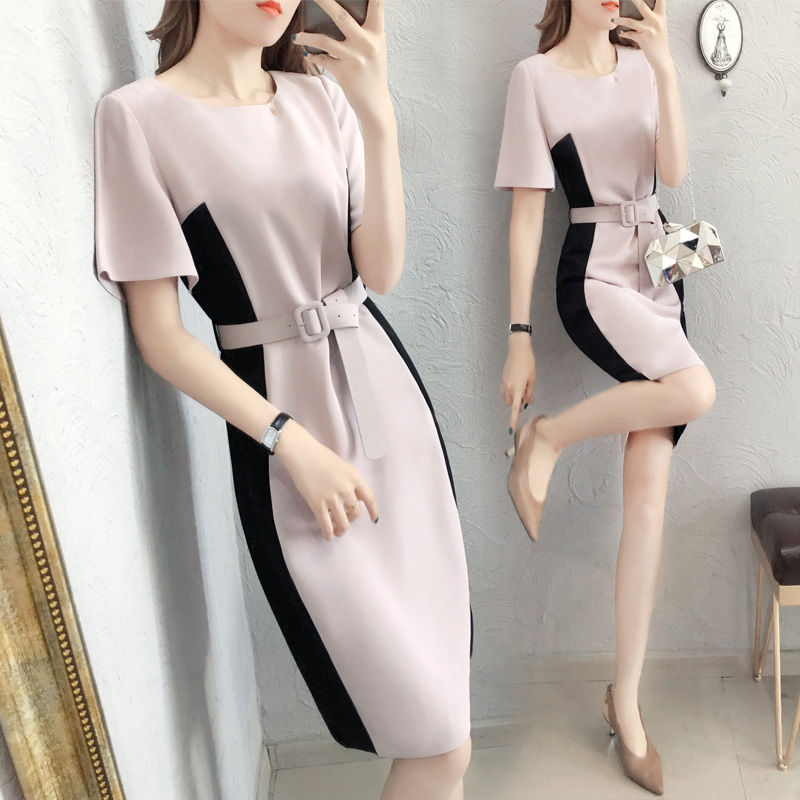 好身材女人，就该这样穿，前凸后翘迷死人，男人见了都移不开眼