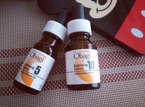  [精华液]这些精华可深入肌肤修护，美白补水，全面改善肤质,让你滢润嫩白