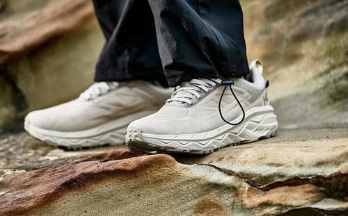  「鞋款」Hoka One One征服的不只是山野还有潮流