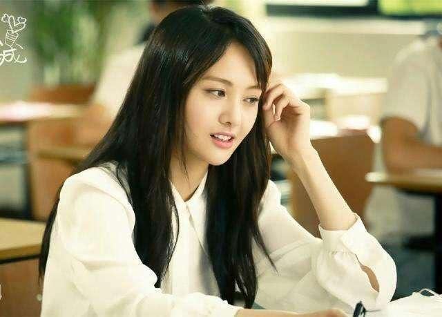 娱乐圈的当红小花旦郑爽和赵丽颖拼演技,赵丽