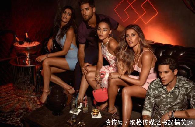 超模吉赛尔·邦辰修身性感的牛仔裤勾勒出这位巴西尤物热辣的身材