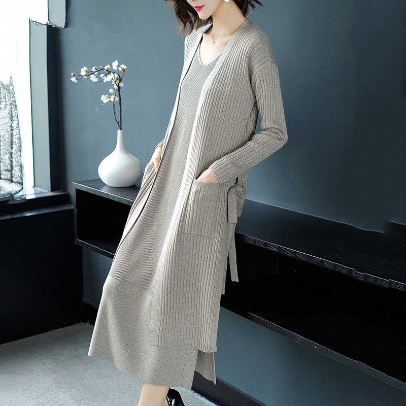 入秋，就穿这秋裙，比旗袍时尚，比香风裙美嫩，让70后女人更美