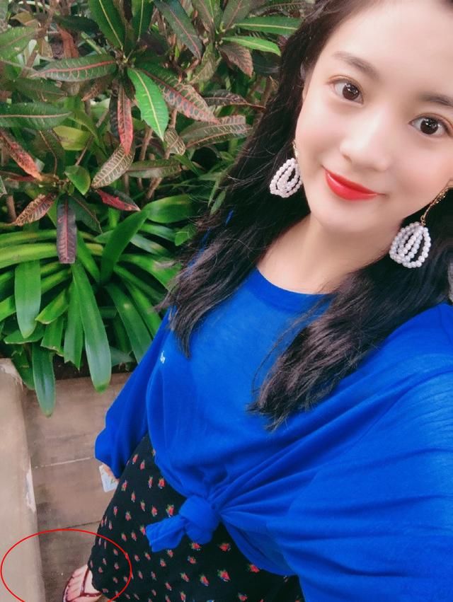 96年小花搭档杨幂出演《扶摇》，除了颜值高衣品更是少女风典范