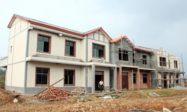 农村整治建房乱象，以后农民把房子盖在哪里？农民：很无奈