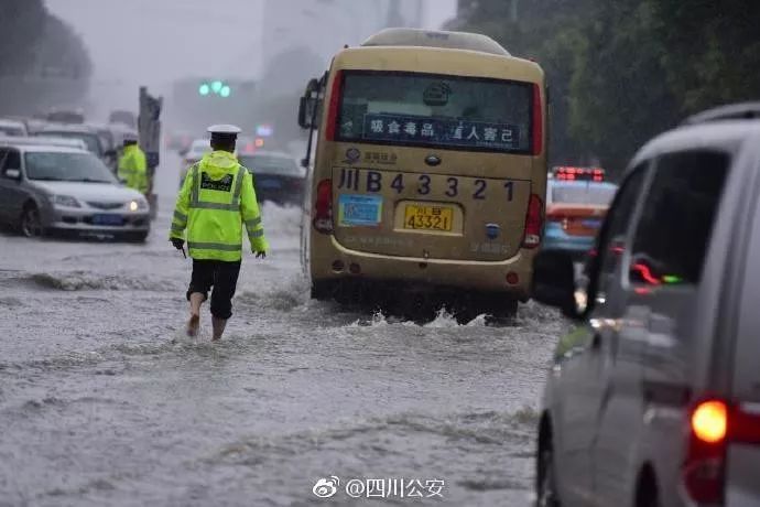 辟谣！四川暴雨与石犀移位无关，鳄鱼均在救护站内！这10个谣言不