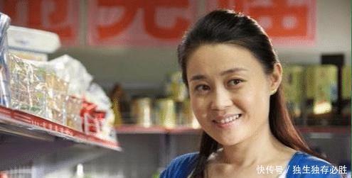  「全家人」东北人为啥喜欢全家人睡在一个炕上？两口子不会尴尬