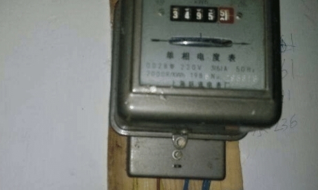  【电费】千名群众拒交电费,智能电表计量不精准,电费高得离谱