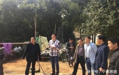  【买房】农民退地直补20万, 城里买房再给8万, 专家说: 为啥农民