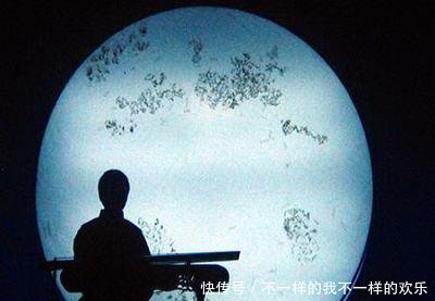 一篇《滕王阁序》竟有四十个成语，不愧是“天下第一骈文”