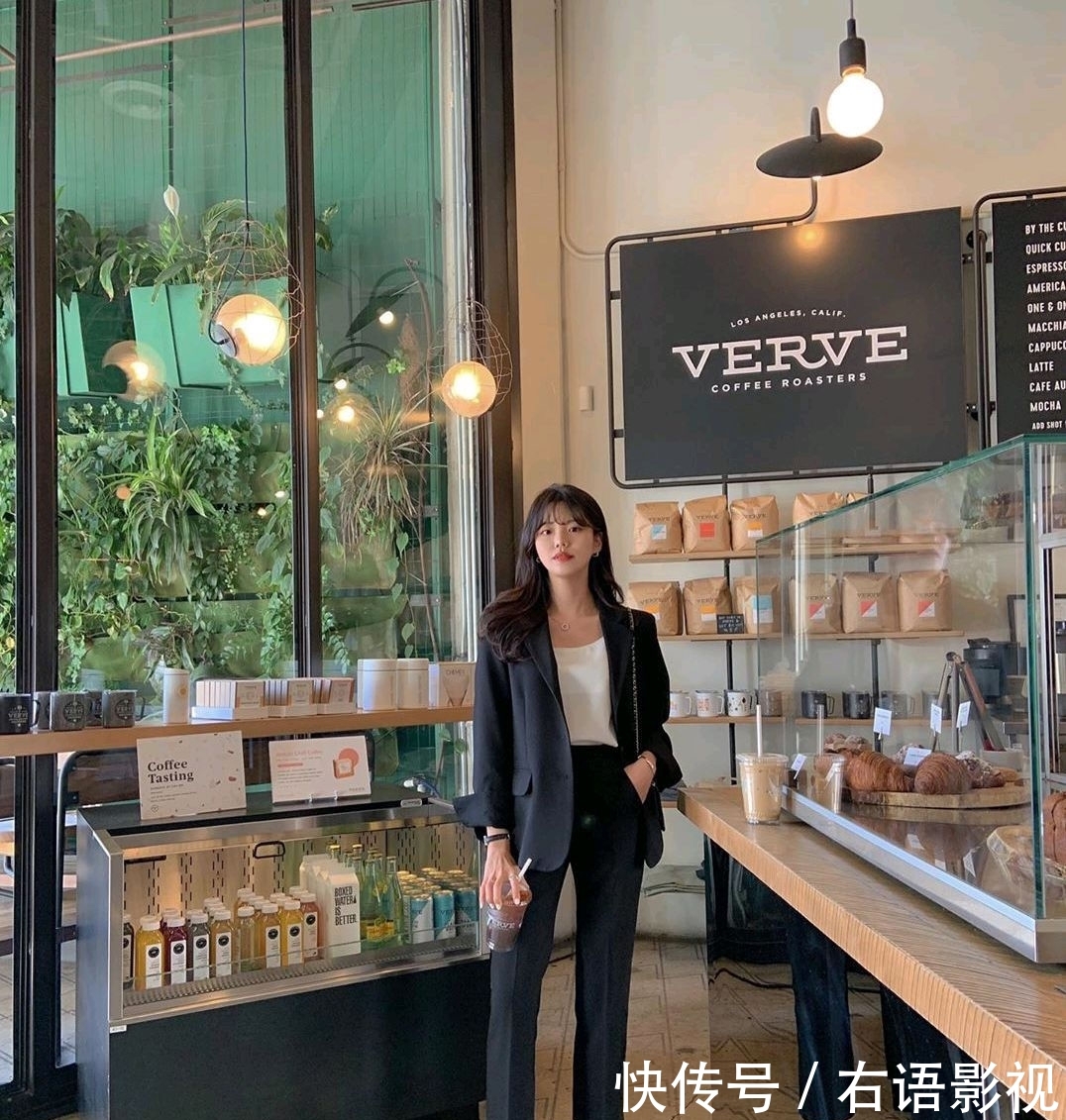 「巨显」扔掉你的阔腿裤!这3条裤子巨显腿长!