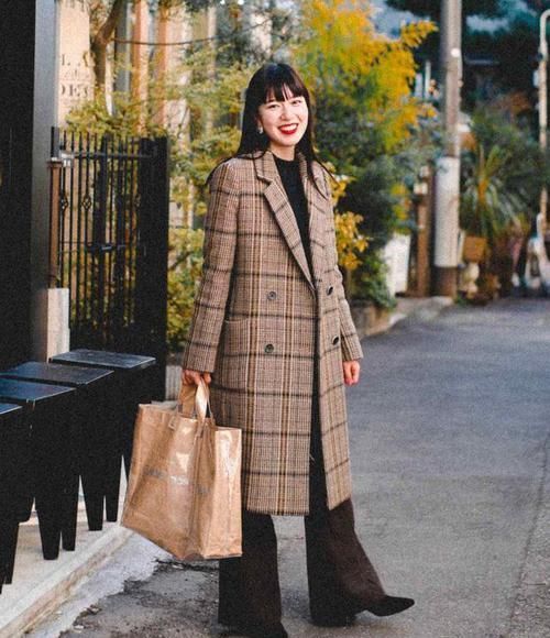  「前卫」会穿衣搭配的女人，敢于打破这些时尚原则，时髦前卫还很显气质