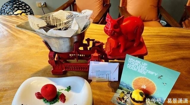 那一刻:在600多平的别墅房睡一晚是啥感觉?推开门那一刻就知道没白来