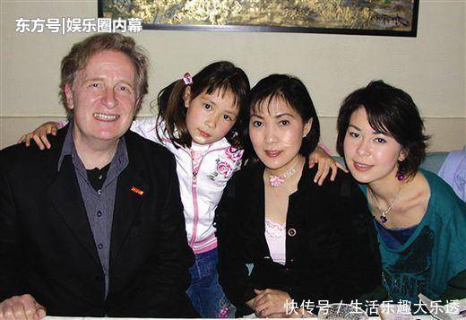 『洋娃娃』21岁一剧成名,如今配上德国老公的基因,2个女儿像个洋娃娃