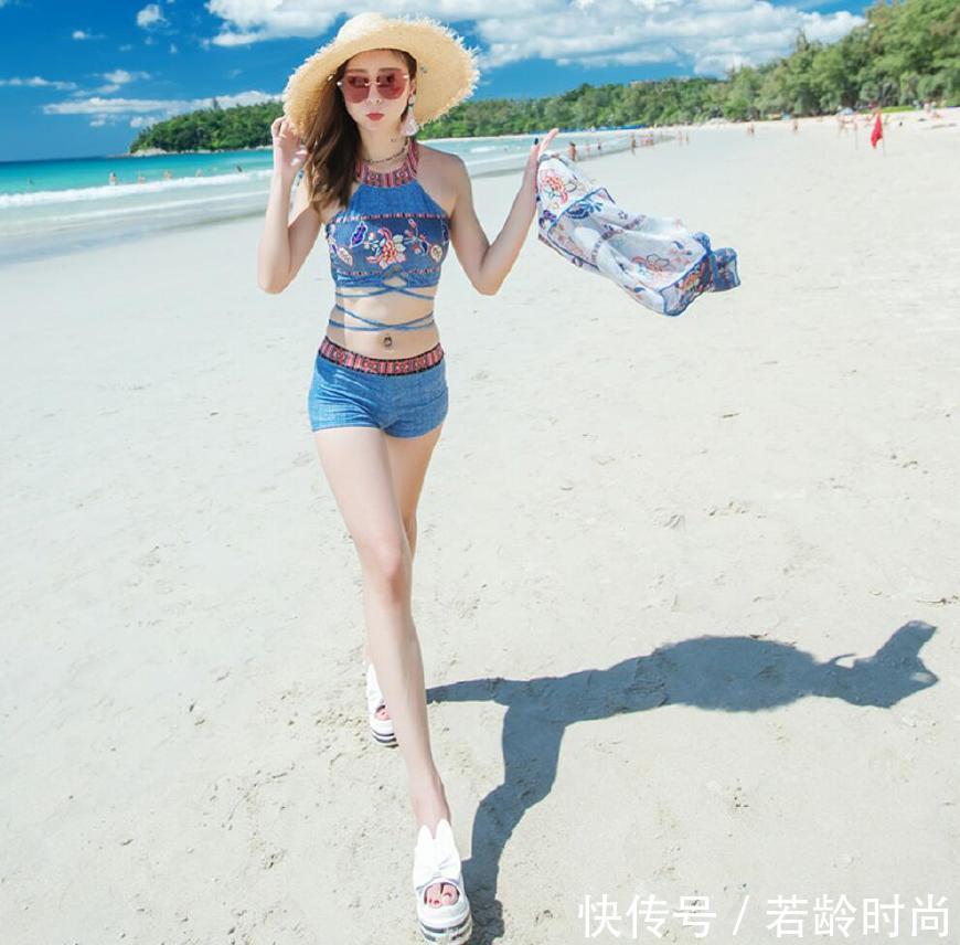 沙滩比基尼泳衣美女，泳衣就该这么穿 ，展现自己的美！