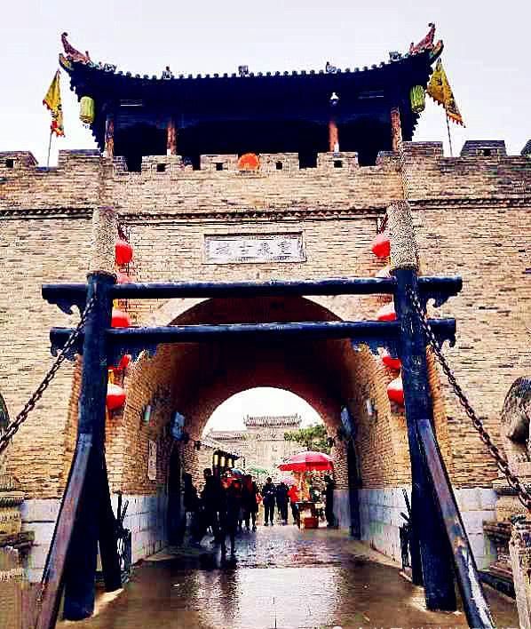 距离西安不远的重泉古镇，一种特有的古镇韵味，据说建在这里颇有