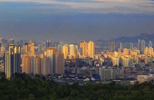 国内方言最难理解的城市，外地人到这里完全听不懂，你知道是哪吗