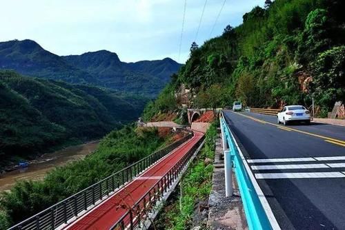 贵州的八条绝美公路，沿途有无数美景！自驾游的最佳之选~