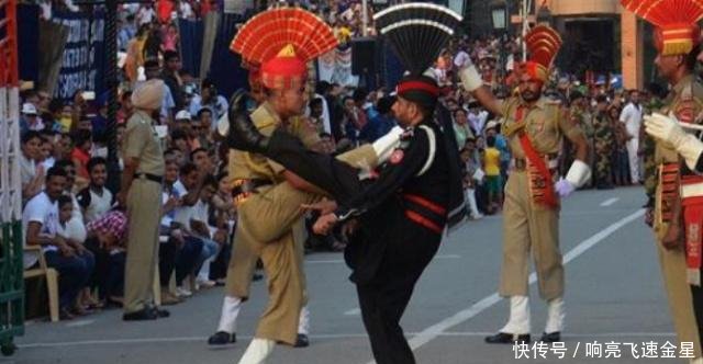 一言不合就“斗舞”，印巴边境上演另类“战斗”，脚真的不痛吗