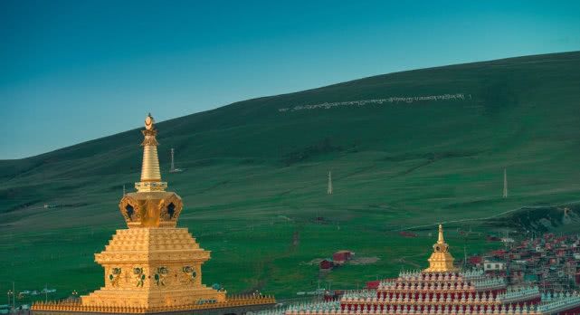 中国最严格“尼姑庵”，2万尼姑在此闭关实修，明确禁止男士进入