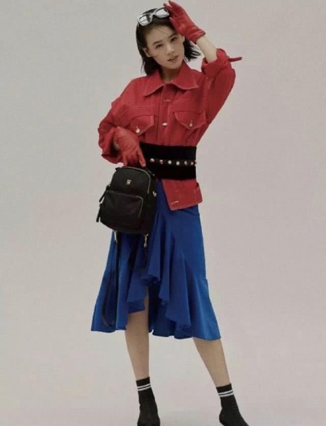  「高调」今年的时尚配色够高调，做够“宅女”，是时候做女王了