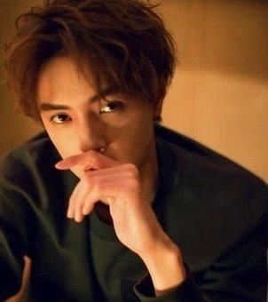 『女配角』继《陈情令》后又一双男主剧,颜值演技过硬,贾静雯成女配角