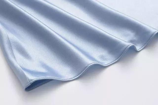 不挑身材的衬衫裙，气质满分