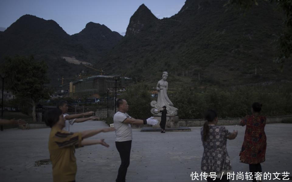 世界第一长寿村,房价1万多1平方米,1瓶矿泉水80块